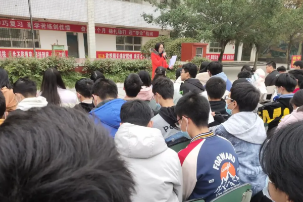 眉山清水中學(xué)升學(xué)率怎么樣