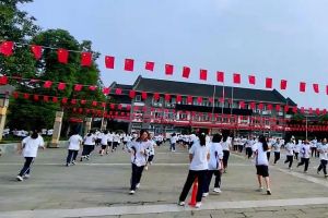 安仁中學(xué)招生電話多少 安仁中學(xué)收費標(biāo)準(zhǔn)介紹