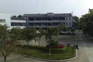 成都市莊園機電職業(yè)技術學校2022年招生簡章