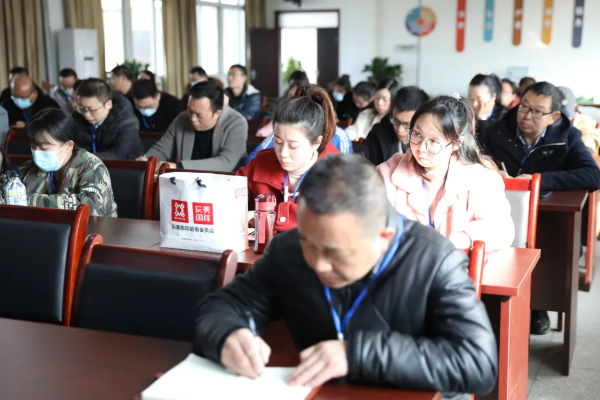 自貢職業(yè)技術(shù)學(xué)校是公辦的嗎