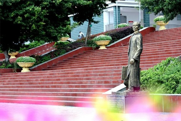 自貢職業(yè)技術(shù)學(xué)校
