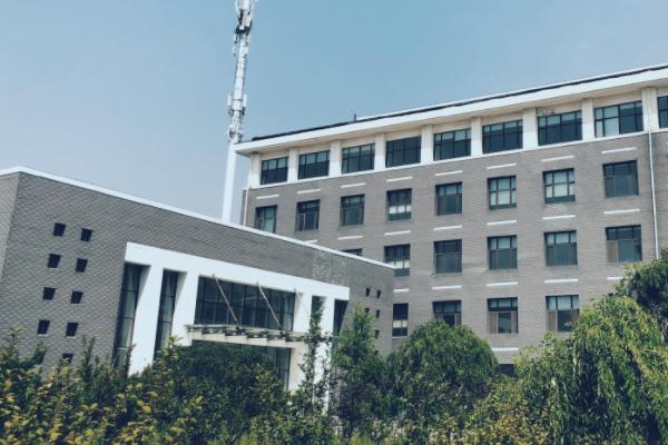 成都青蘇職業(yè)技術學校