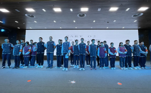 成都市青蘇職業(yè)學(xué)校管理怎么樣