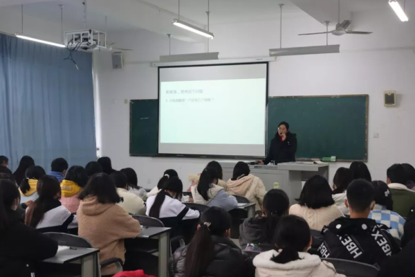 德陽科貿(mào)職業(yè)學(xué)院中職部師資怎么樣