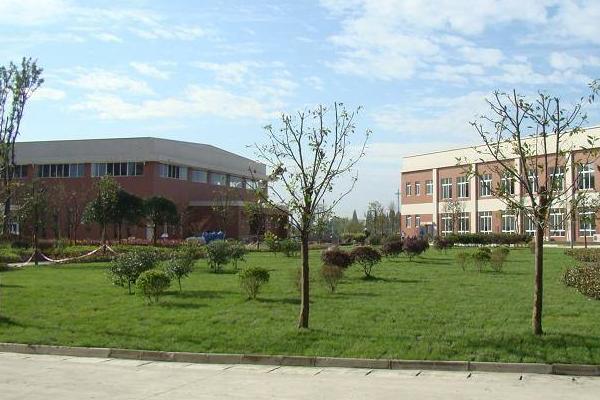 都江堰市技工學(xué)校