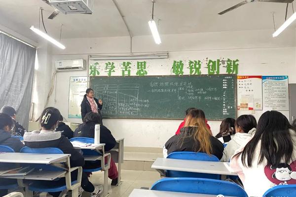 四川現(xiàn)代藝術學校教學質(zhì)量好嗎