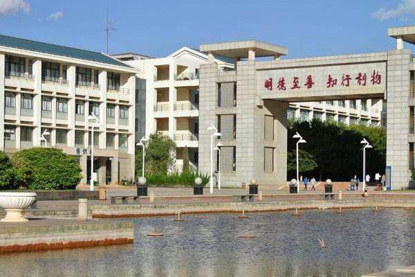 四川紅十字衛(wèi)生學(xué)校招生簡章