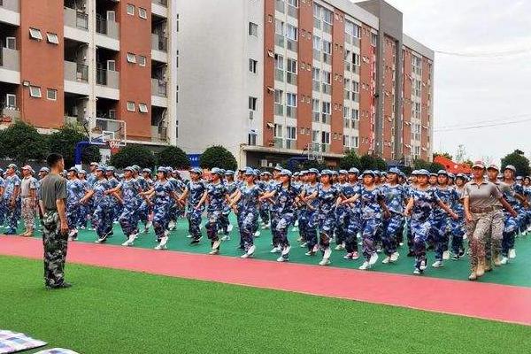 四川興科城市交通技工學(xué)校