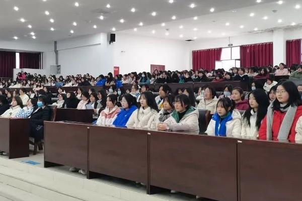通江職中校風好嗎