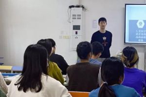 女生報(bào)考什么專業(yè)比較好