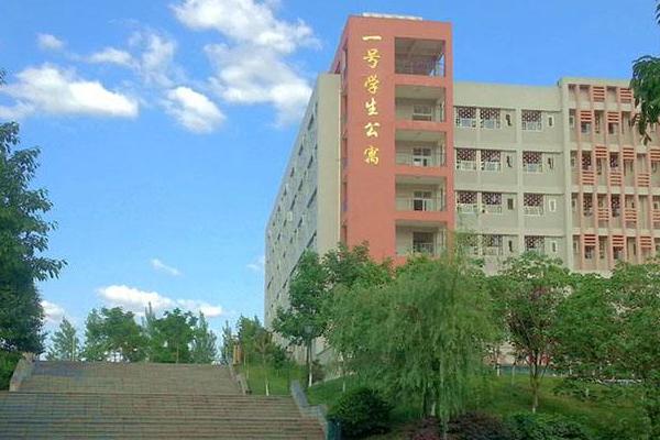成都工業(yè)職業(yè)技術(shù)學(xué)校招生簡(jiǎn)章