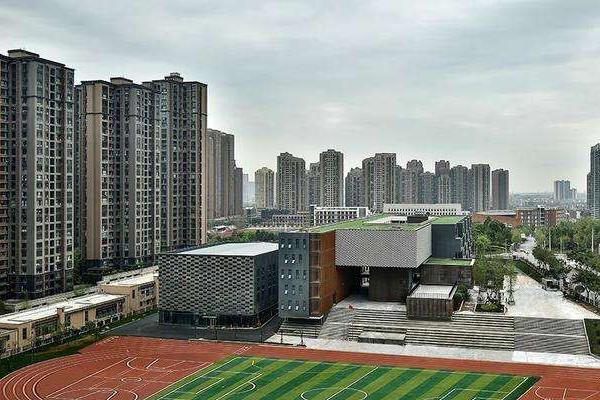 成都市現(xiàn)代職業(yè)技術學校招生計劃