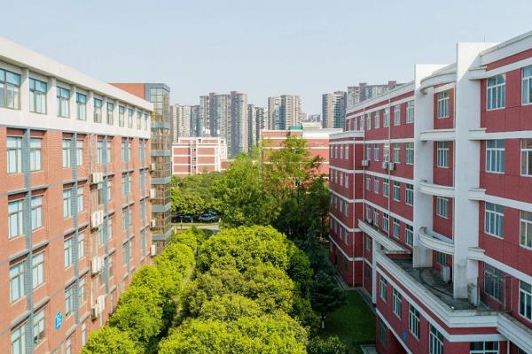 四川托普信息技術(shù)職業(yè)學(xué)院建筑室內(nèi)設(shè)計(jì)專業(yè)