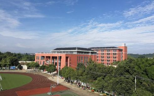 成都青華職業(yè)學(xué)校