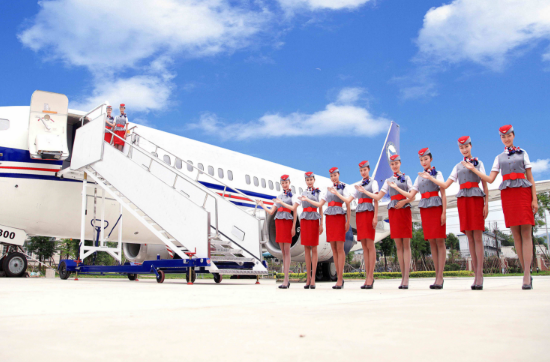 成都航空旅游職業(yè)學(xué)校