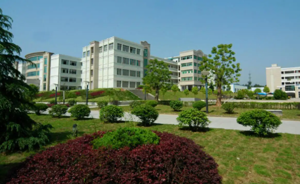 瀘州化工工程職業(yè)技術(shù)學(xué)校
