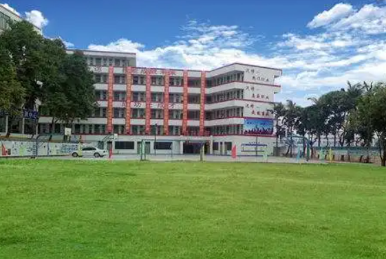 瀘州市啟明職業(yè)技術(shù)學(xué)校