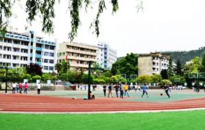 南充市建華職業(yè)中學(xué)2022年多少分能報考