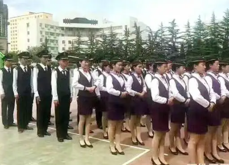 上技校女生學什么專業(yè)比較好