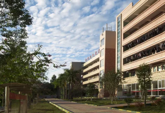 綿陽市世紀石油工程技術(shù)學校