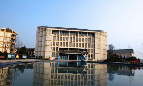 都江堰市職業(yè)中學(xué)