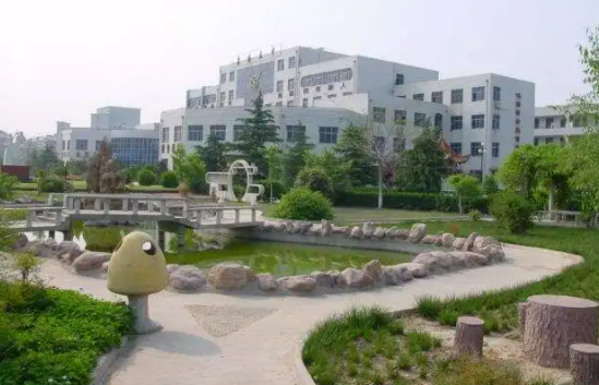 成都技師學院