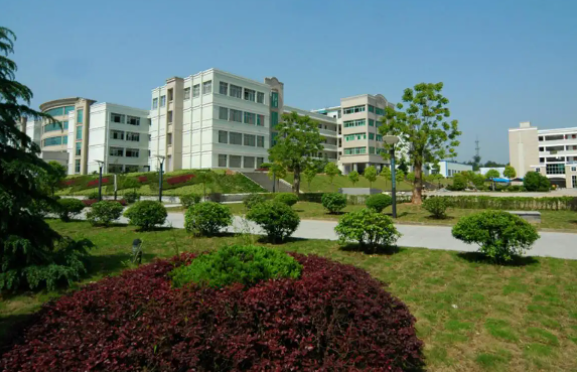 瀘州化工工程職業(yè)技術(shù)學(xué)校