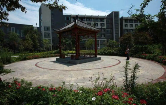 成都成工科技技工學校