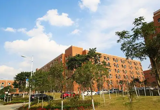成都成工科技技工學(xué)校