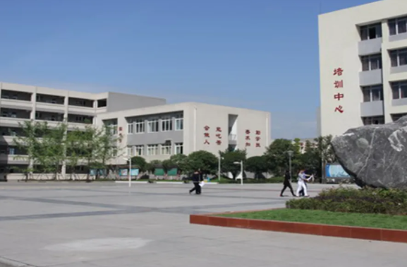 四川省德昌縣職業(yè)高級中學(xué)有哪些優(yōu)勢