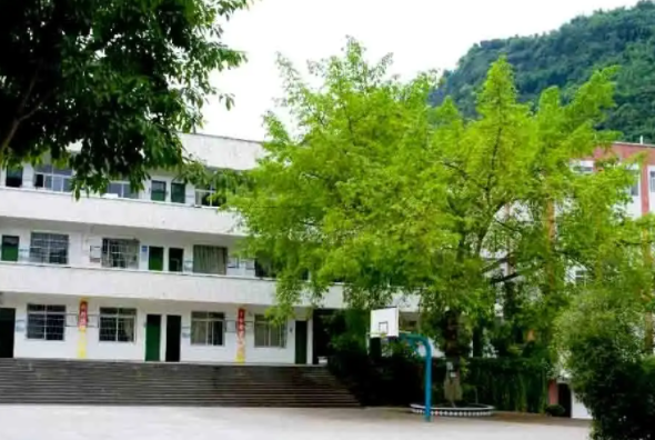 沐川縣中等職業(yè)學校
