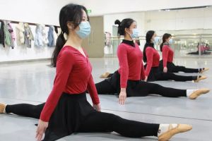2022年樂山市欣欣藝術(shù)職業(yè)學(xué)校補助有哪些