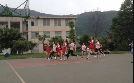 樂(lè)山市沙灣職業(yè)高級(jí)中學(xué)