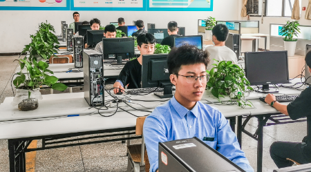 巴中南江東榆職業(yè)學(xué)校