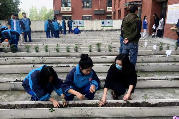 新都一中怎么樣