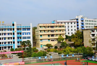 四川省南部縣升鐘職業(yè)中學(xué)