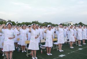 四川護士學校招生要求學歷嗎