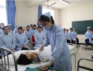 成都護(hù)士職業(yè)學(xué)校招生專業(yè)有哪些