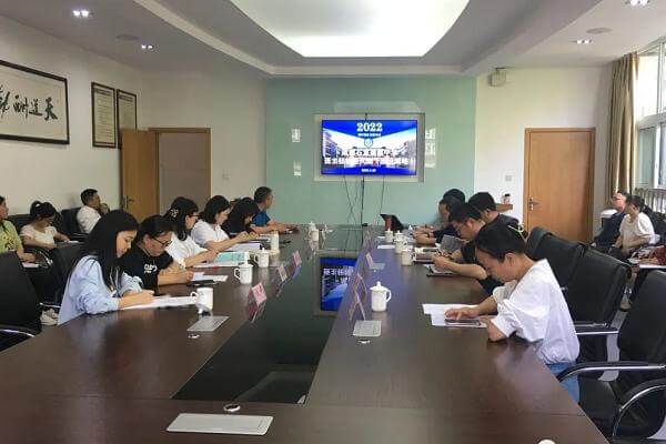 成都石室蜀都中學(xué)舉行第二屆班主任活動