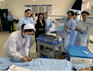 成都鐵路衛(wèi)生學校2022招生分數(shù)線_成都排名前十