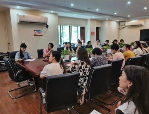 成都市外國語學(xué)校和成都七中2022年高考喜那個比較好