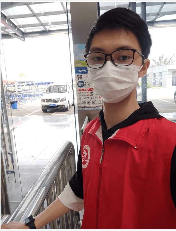 成都航空旅游職業(yè)學校