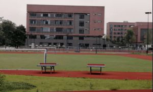 電子科技大學(xué)實(shí)驗(yàn)中學(xué)師資怎么樣