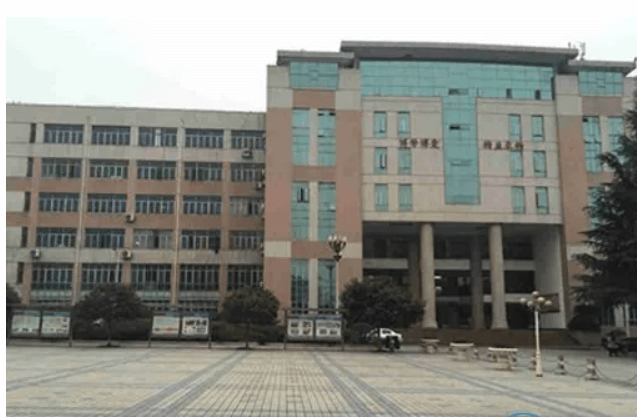 成都成醫(yī)一附院護士學校