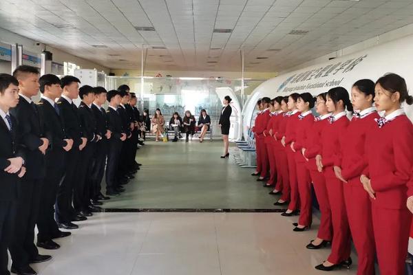 成都翔飛航空職業(yè)技術(shù)學(xué)校招生簡章
