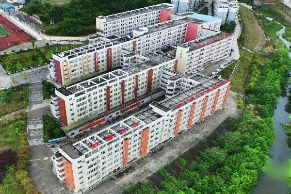 蘆溪中學(xué)錄取分?jǐn)?shù)線