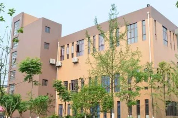 成都市莊園機(jī)電職業(yè)技術(shù)學(xué)校
