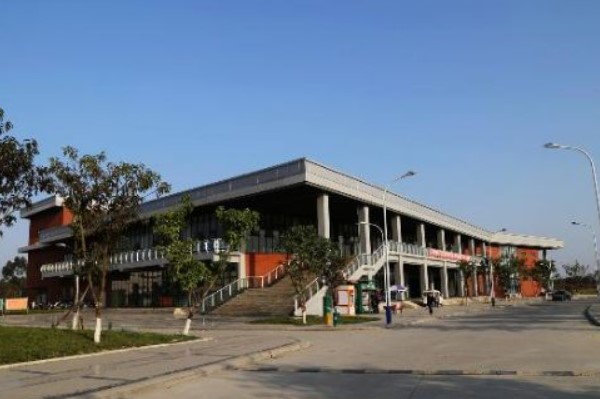 成都市莊園機(jī)電職業(yè)技術(shù)學(xué)校環(huán)境