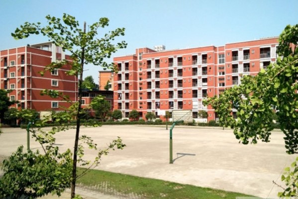 成都市機(jī)械高級技工學(xué)校環(huán)境