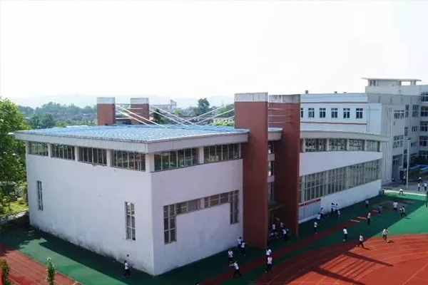 江油市太白中學(xué)招生